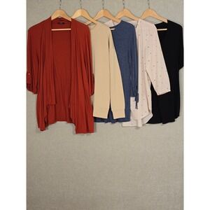 Women's Boutique Top Bundle Reitmans RW&CO Tahari Mondetta Blue Sky Large